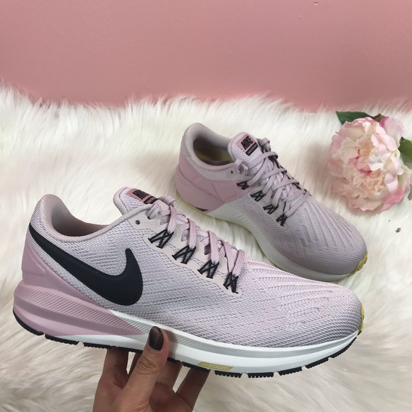 nike air zoom structure 22 platinum violet